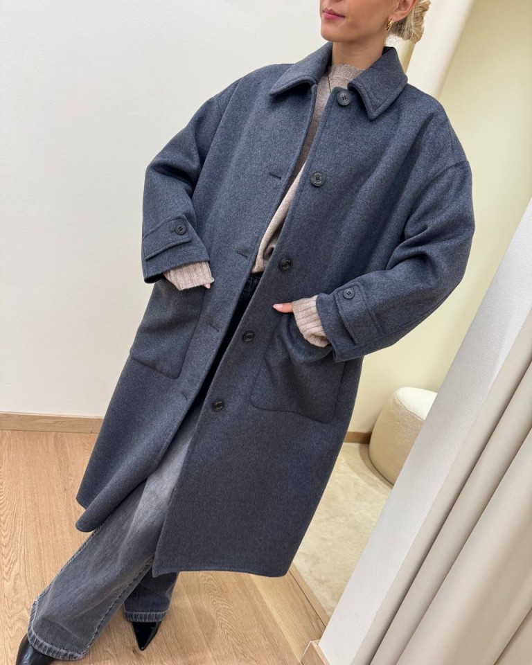 Cappotto lungo Hand Made over ovetto grigio antracite Vicolo Shop Online Cappotto lungo Hand Made over ovetto grigio antracite Vicolo