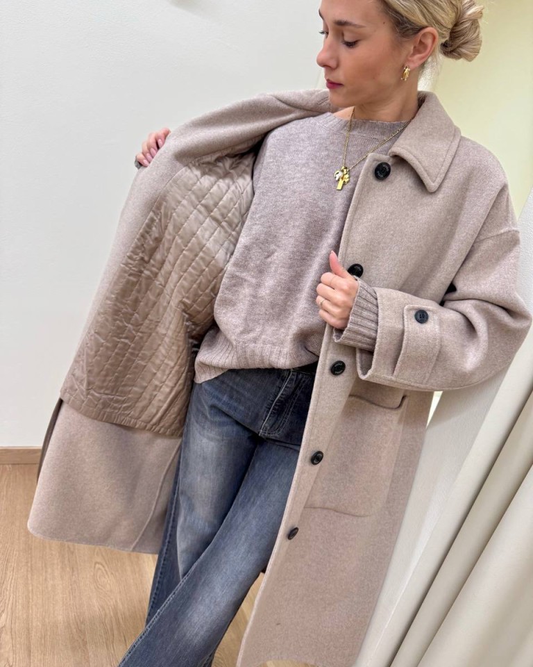 Cappotto lungo Hand Made over ovetto tortora Vicolo Shop Online Cappotto lungo Hand Made over ovetto tortora Vicolo