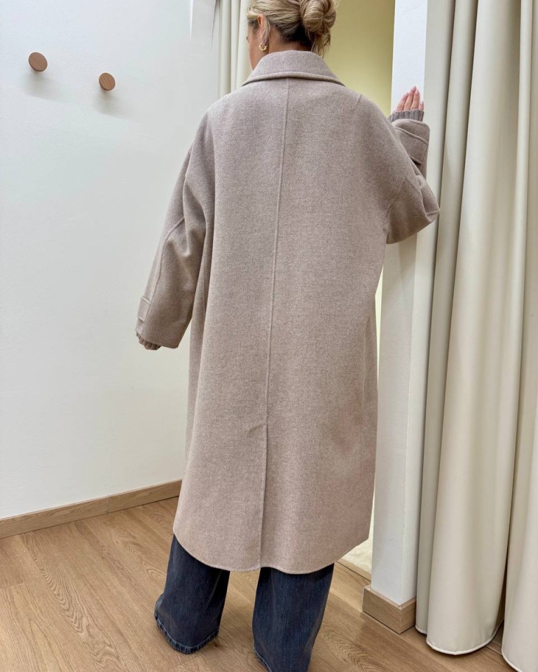 Cappotto lungo Hand Made over ovetto tortora Vicolo Shop Online Cappotto lungo Hand Made over ovetto tortora Vicolo