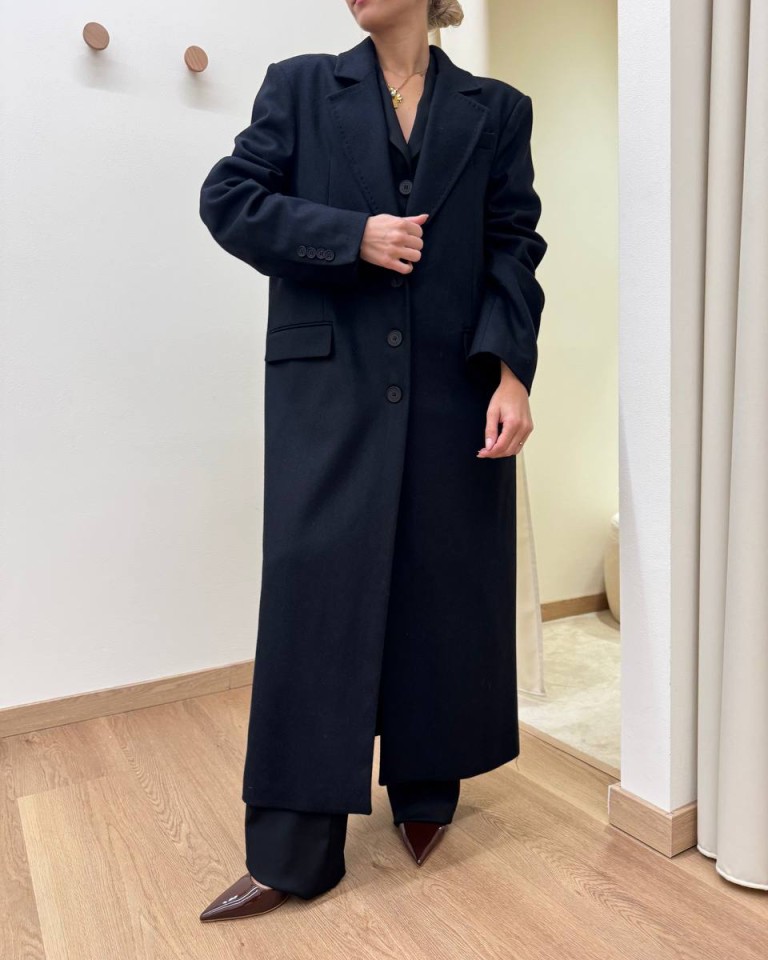 Cappotto lungo monopetto nero Mar De Margaritas Shop Online Cappotto lungo monopetto nero Mar De Margaritas