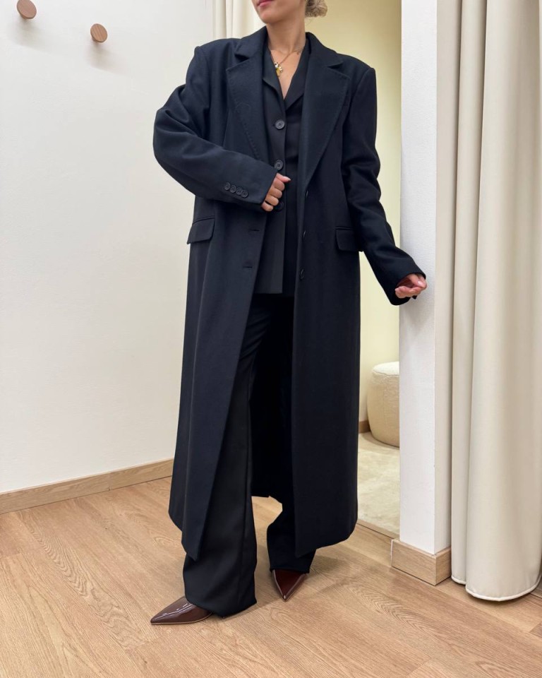 Cappotto lungo monopetto nero Mar De Margaritas Shop Online Cappotto lungo monopetto nero Mar De Margaritas