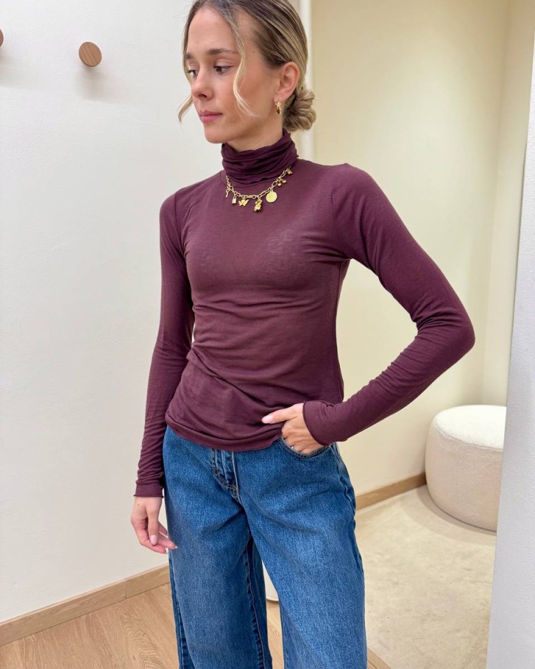 Maglia second skin collo alto bordeaux Souvenir Shop Online Maglia second skin collo alto bordeaux Souvenir