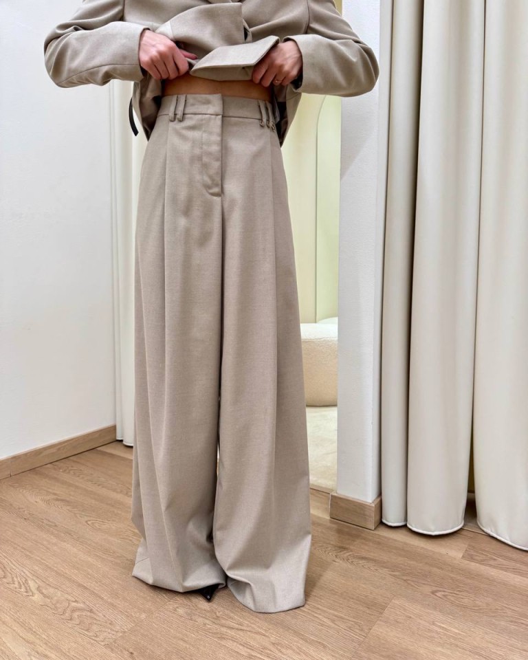 Completo Fabiana giacca e pantalone beige Souvenir Shop Online Completo Fabiana giacca e pantalone beige Souvenir