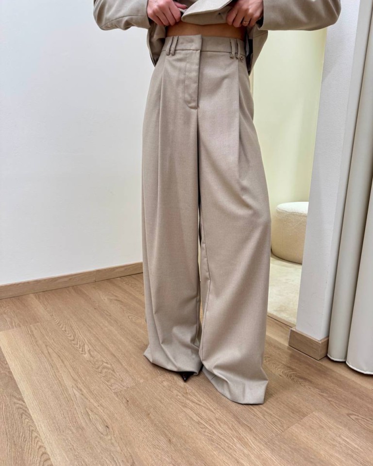 Completo Fabiana giacca e pantalone beige Souvenir Shop Online Completo Fabiana giacca e pantalone beige Souvenir