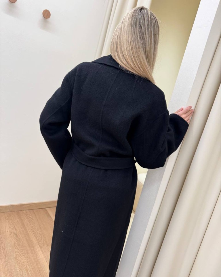 Cappotto Hand Made con sciarpa nero Kontatto Shop Online Cappotto Hand Made con sciarpa nero Kontatto
